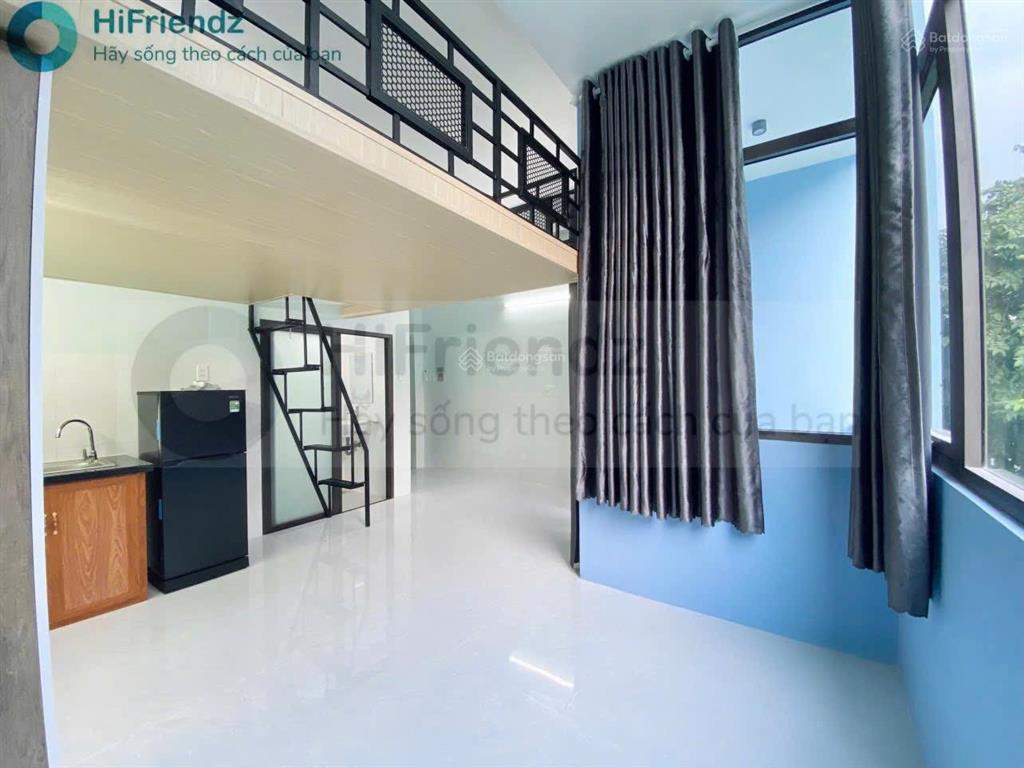 Quận 2, trống phòng full nội thất, ban công lớn, an ninh