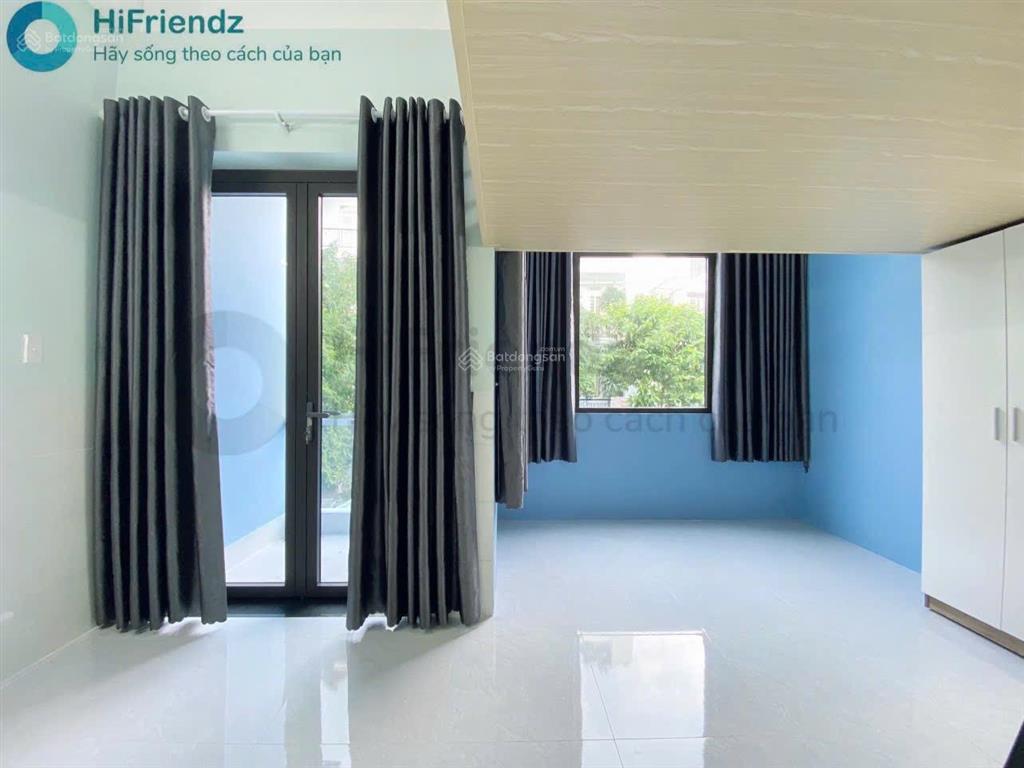 Quận 2, trống phòng full nội thất, ban công lớn, an ninh