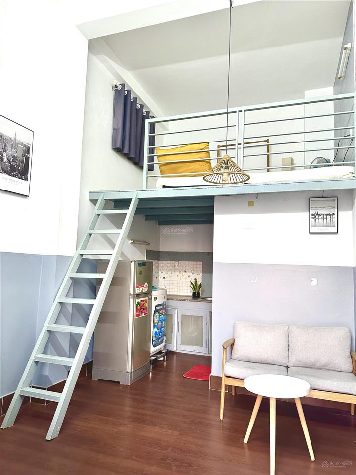 Quận 2  duplex ban công tách bếp siêu thoáng, gần mai chí thọ