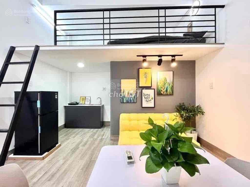 Phòng trọ quận 2  cửa sổ lớn  ở được 23 người gần đh giao thông vận tải