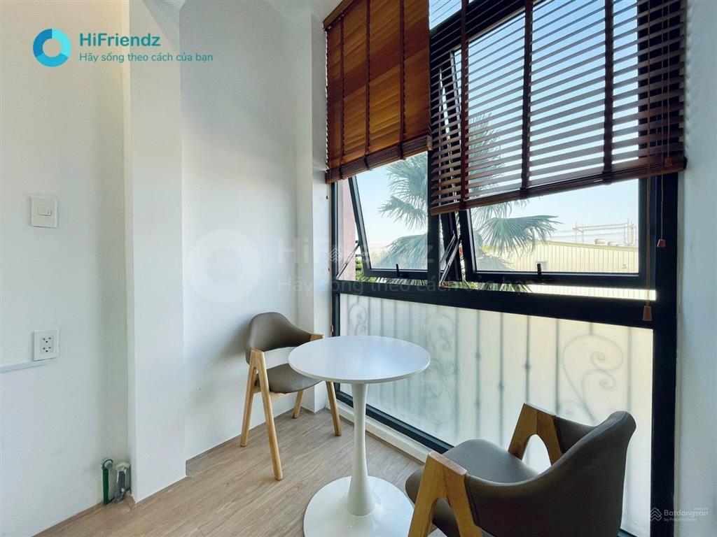 Studio cửa sổ lớn, máy giặt riêng rộng 30m2 gần cầu sài gòn