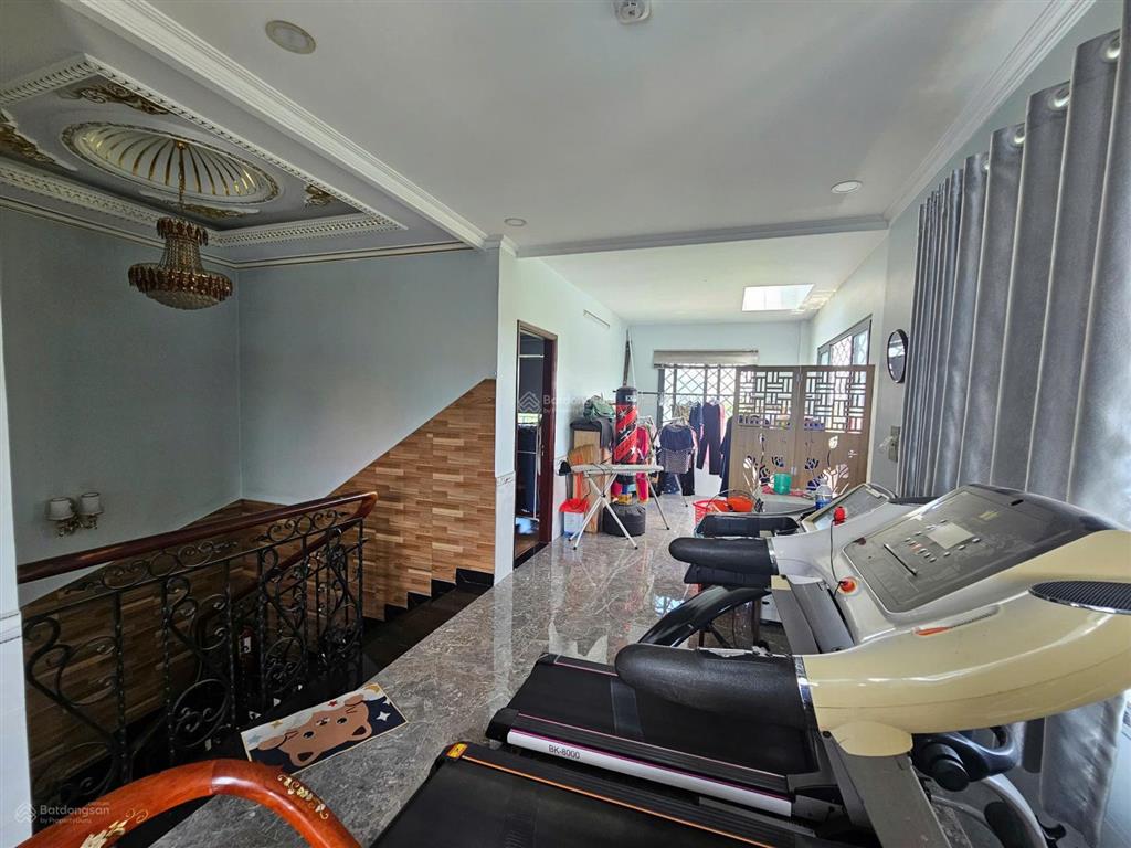 Khu vip, nhà đường 20 kdc khang điền  phước long b  quận 9  ngang 8m siêu đẹp, có vỉa hè