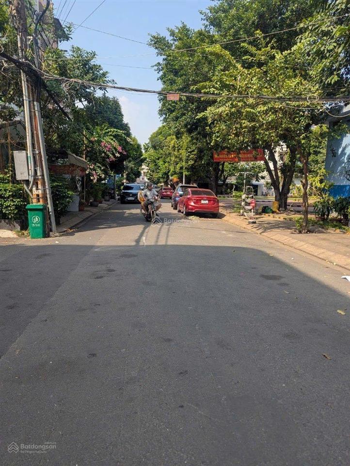 Mặt tiền nội bộ khu họ lêkhu bàn cờ đường 12m4x18,5m đúc 3 lầu 7 phònggần nguyễn sơn,phú thọ hòa