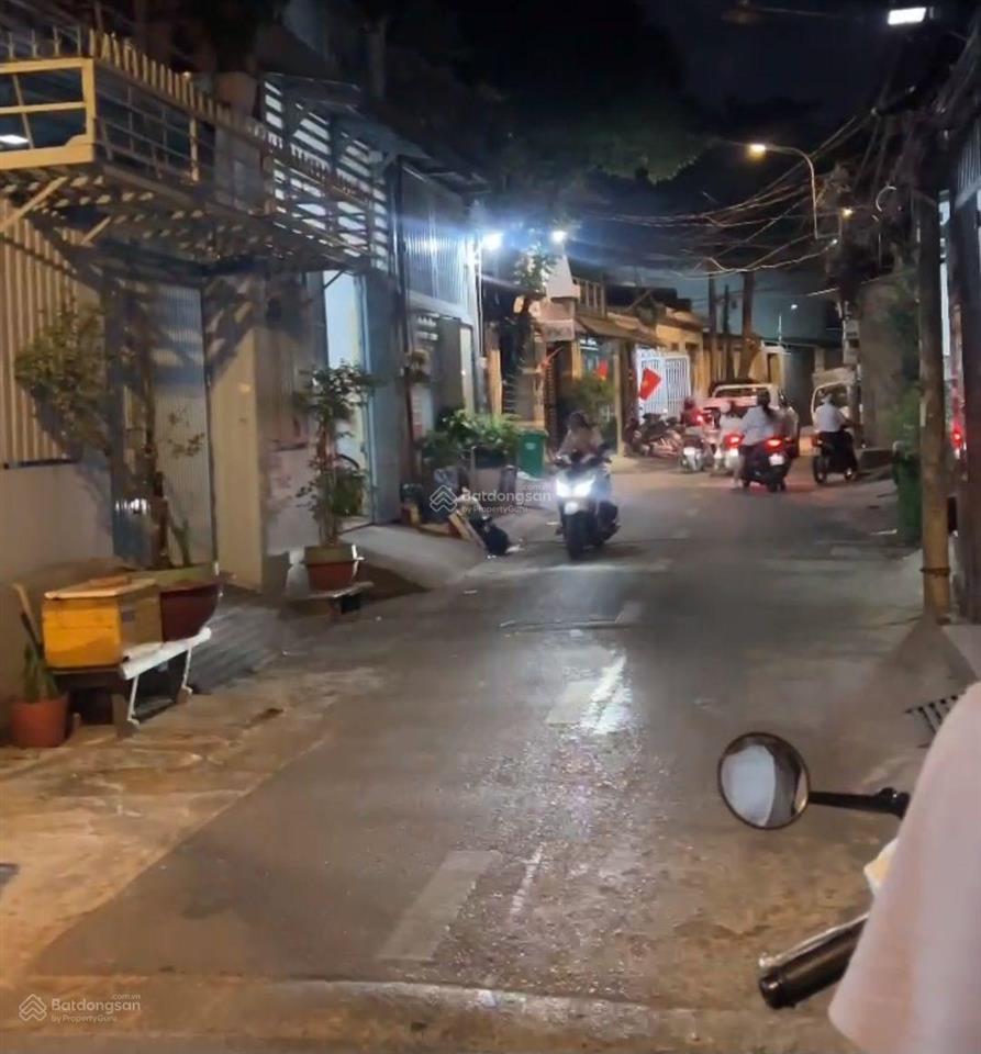 Cho thuê 1/ đường số 12  4x12m 1 lửng 1pn  hẻm 7m xe tải  gần lê văn quới, tân kỳ tân quý