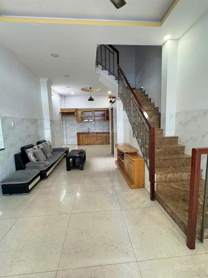 Cho thuê nhà hẻm 8m trịnh định trọng  4x17m 2 tấm 3pn nhà đẹp  hẻm ô tô thông khuông việt
