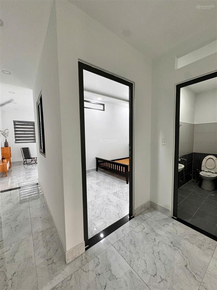 Cho thuê nhà mới 219/ khuông việt  5,5x23m 5 tầng 7pn rộng rãi gần hòa bình,âu cơ,lạc long quân