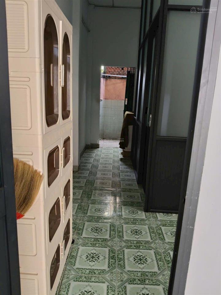 Cho thuê nhà 1/ lũy bán bích  4x11m 2 tấm 3pn  hẻm 4m  gần hòa bình, q.11, gần đầm sen