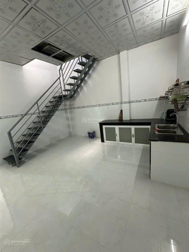Cho thuê nhà mtkd âu cơ 4x22m đoạn sầm uất gần nhà hàng  giáp tân bình, gần thoại ngọc hầu,bàu cát