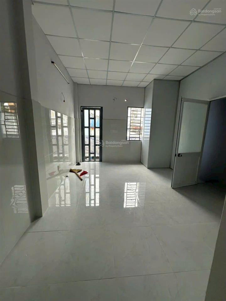 Cho thuê nhà mtkd âu cơ 4x22m đoạn sầm uất gần nhà hàng  giáp tân bình, gần thoại ngọc hầu,bàu cát