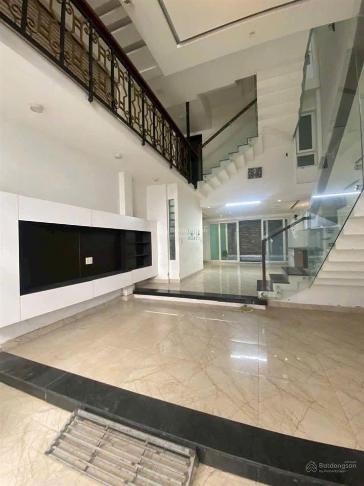 Cho thuê nhà 229/ tây thạnh  5x16m 4 tấm 5pn  hẻm ô tô  gần lê trọng tấn, trường chinh