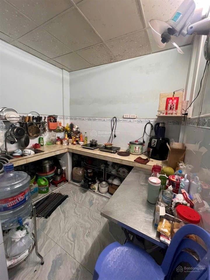 Rẻ trung tâm tân bình  25m² 2 tấm 2pn  sát hẻm ô tô
