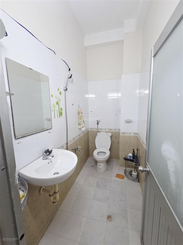 Cho thuê nhà 8x15m 4 tầng  hẻm 10m độc lập  tân hương  gần tan sơn nhì