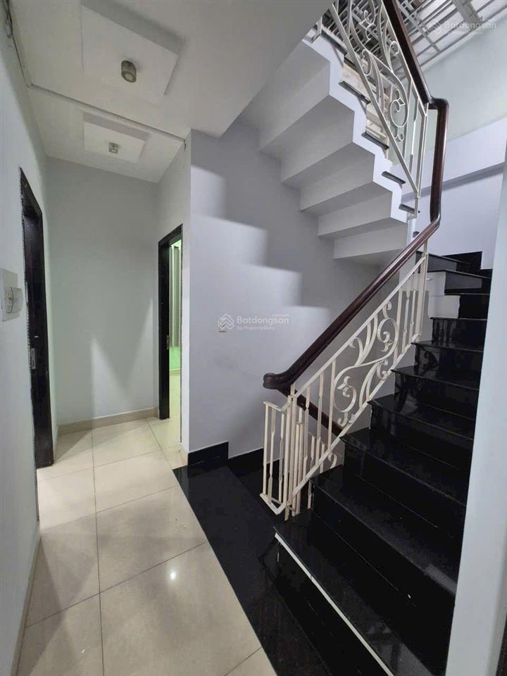 Cho thuê 1/ nguyễn hữu dật  7x20m 2 tấm 4pn, hẻm 8m xe tải, gần trường chinh, lê trọng tấn