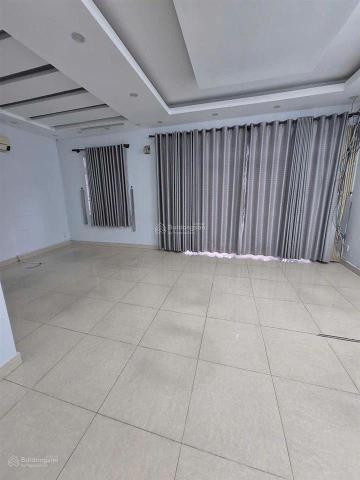 Cho thuê 1/ nguyễn hữu dật  7x20m 2 tấm 4pn, hẻm 8m xe tải, gần trường chinh, lê trọng tấn