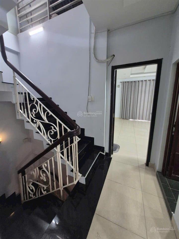 Cho thuê 1/ nguyễn hữu dật  7x20m 2 tấm 4pn, hẻm 8m xe tải, gần trường chinh, lê trọng tấn