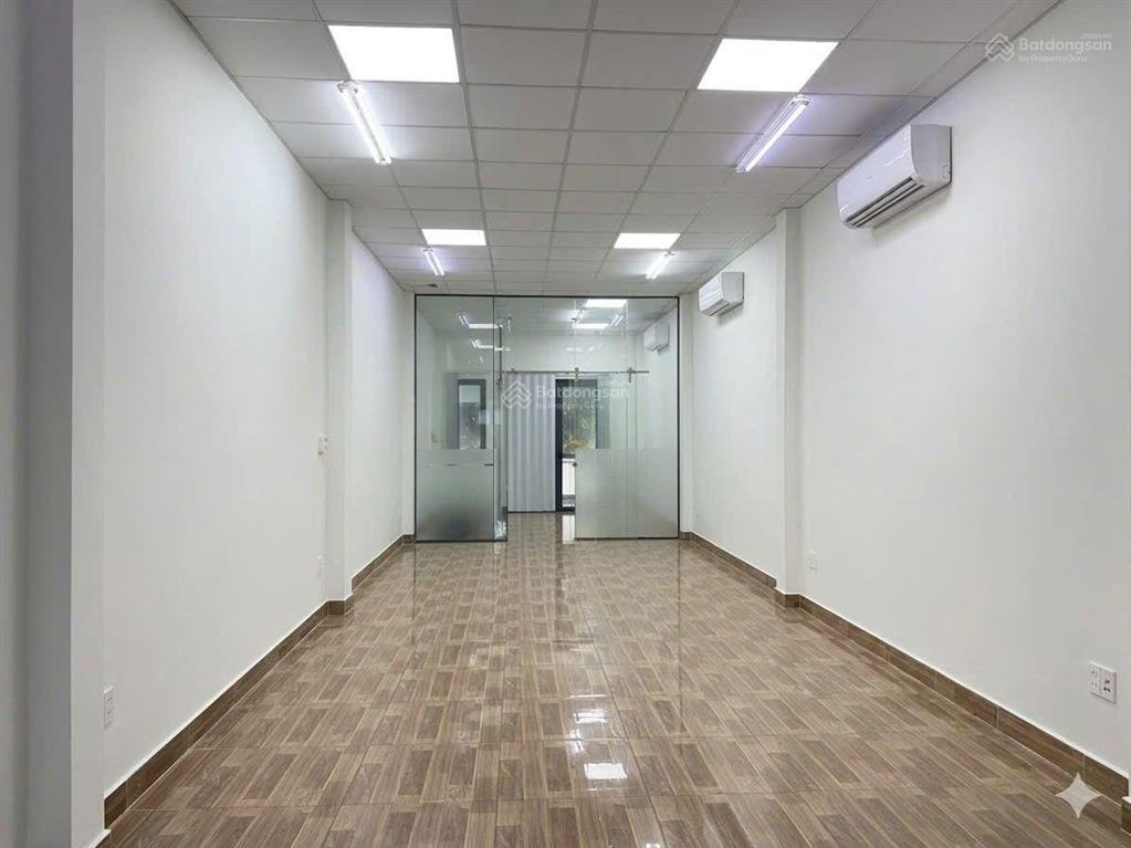 Cho thuê khu thạch lam  4x20m 2 tấm dài suốt  đường 12m  gần hòa bình, tô hiệu, thoại ngọc hầu
