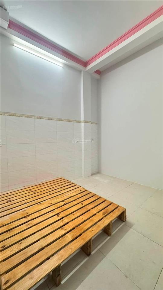 Cho thuê 1/phú thọ hòa4x25m cấp 4, hẻm xe tải 7m khu chợ vải, gần lũy bán bích, lê văn phan