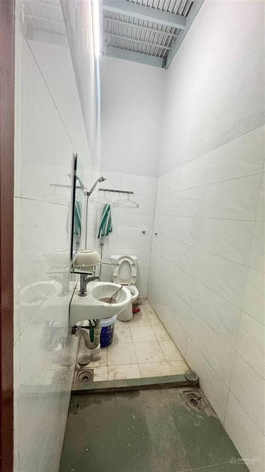 Cho thuê 1/phú thọ hòa4x25m cấp 4, hẻm xe tải 7m khu chợ vải, gần lũy bán bích, lê văn phan