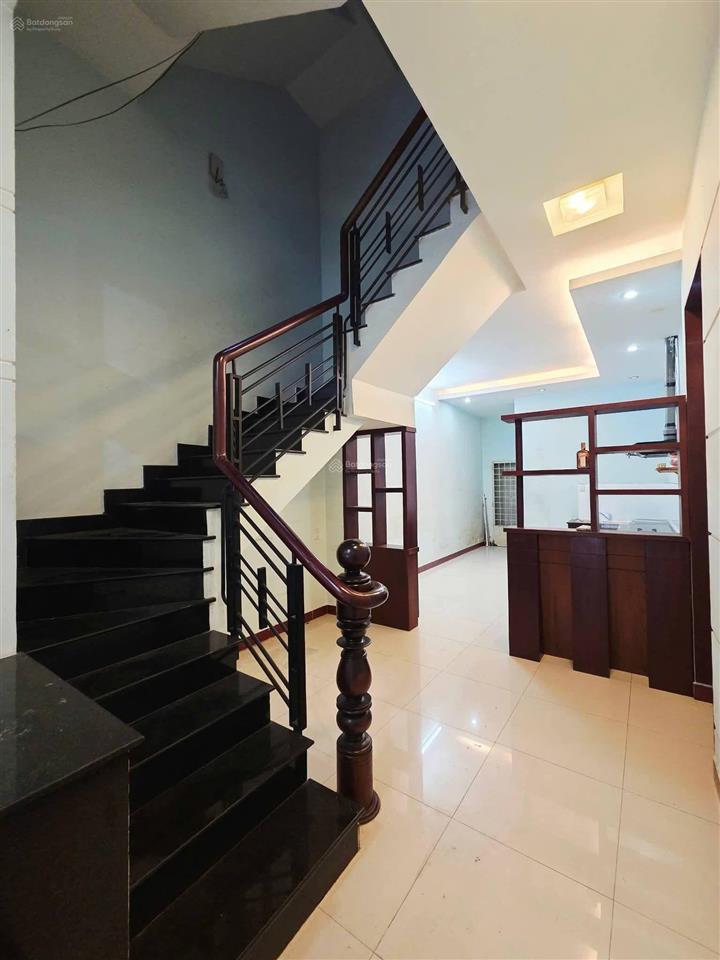 Cho thuê nhà lê vĩnh hòa  3,8x18m 3 tấm 4pn  gần phú thọ hòa, nguyễn sơn, vườn lài