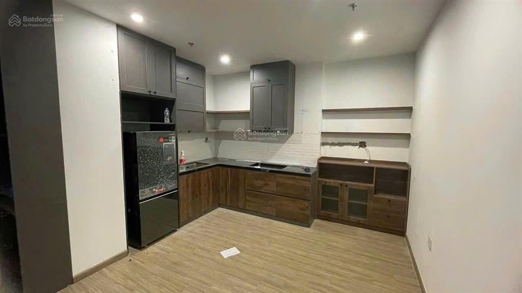 Bán căn 1pn+1 48m | full nội thất | đông nam | giá 2,68 tỷ 55tr/m  tầng trung view thoáng