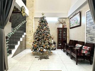 Bán gấp nhà đẹp 5 tầng, 3pn kế sân bay  hoàng hoa thámphường 13, tân bình 74m2 giá chỉ nhỉnh 8tỉ