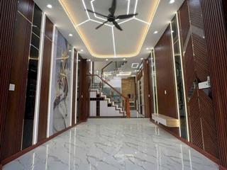 Bán nhà mặt tiền kd đường đồng đen, tân bình56m2(4x14) 3t, 3pn, giá 8.xtỷ t.l, vip khu p12.