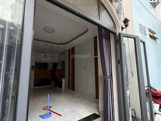 Gấp bán nhà đường phan xích long  phú nhuận 37m2 nở hậu  4 tầng 2pn  chỉ 6,9 tỷ tl