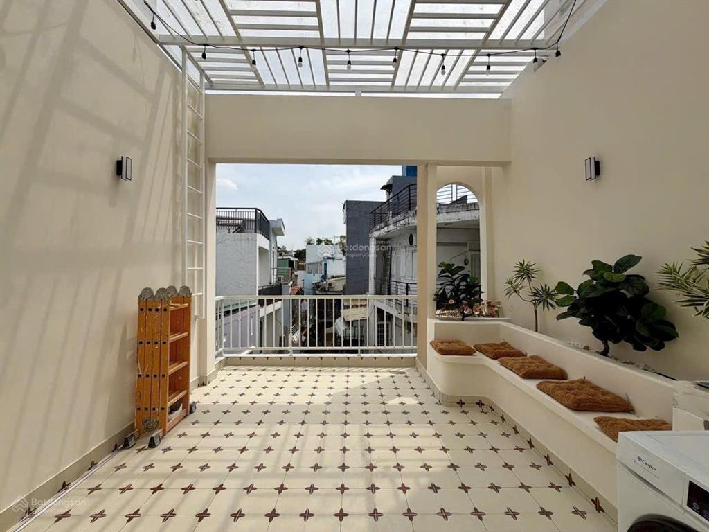 Siêu phẩm nhà mới đẹp  hxh thông  shr công nhận đủ 54m2  full nội thất  giá chỉ 8,999 tỷ còn tl