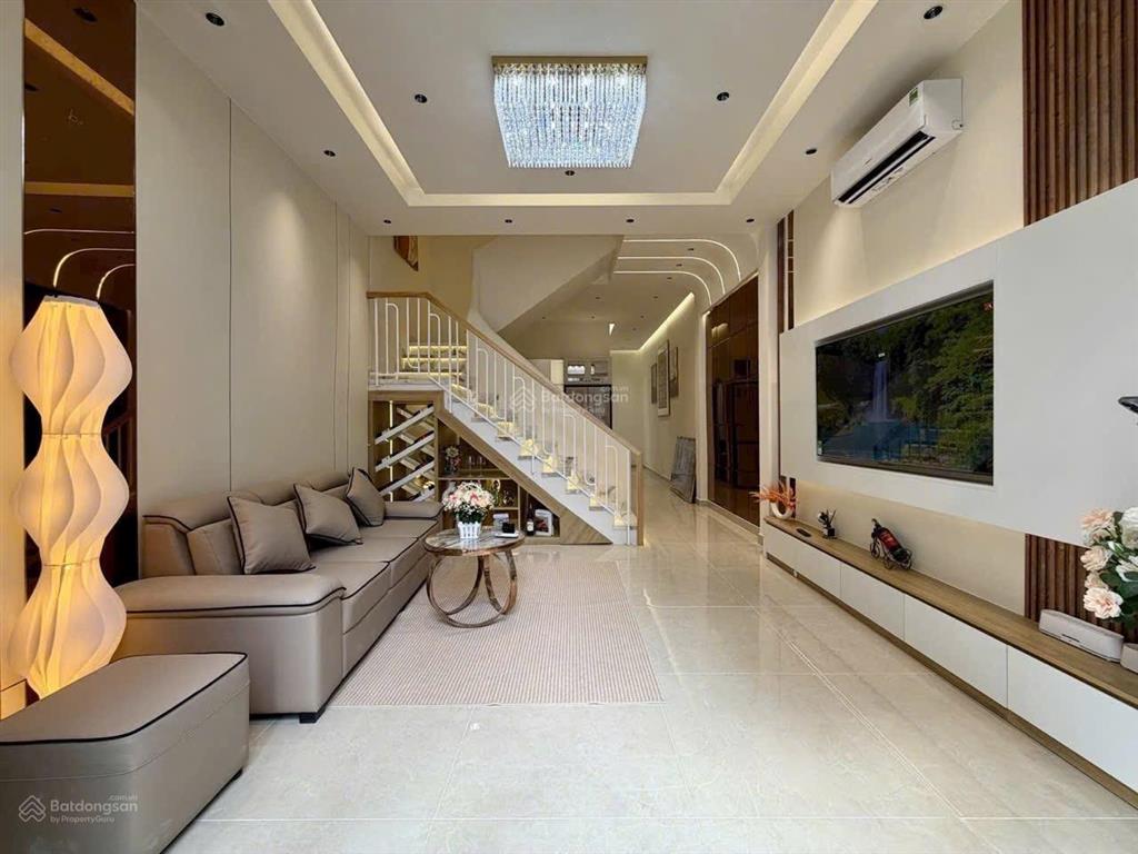 Siêu phẩm nhà mới đẹp  hxh thông  shr công nhận đủ 54m2  full nội thất  giá chỉ 8,999 tỷ còn tl