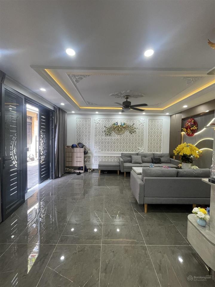 Bán nhà hẻm 4m phạm văn bạch  ngang 5m  3 tầng btct giá chỉ 6,5 tỷ