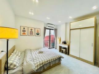 Cực hiếm! bán toàn chdv cạnh royal 53m2*7t, thang máy, ngõ thông,cạnh sân bóng. pccc/ gpxd đầy đủ.