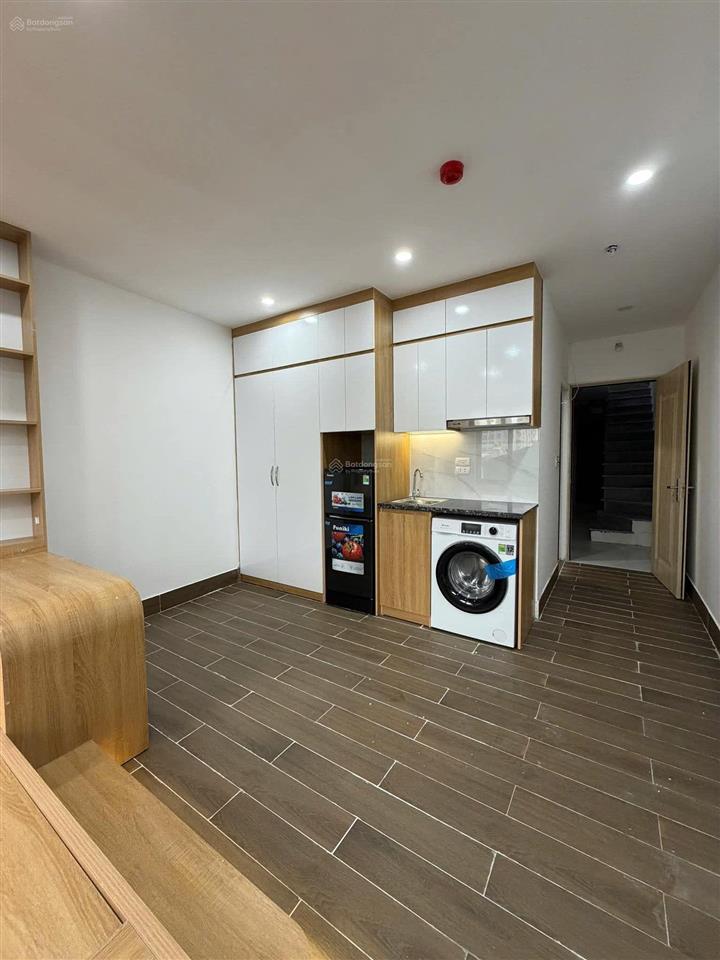 Bán toà ccmn vũ trọng phụng, 18pkk * 7t * tm, 2 thoáng, mặt ngõ thông, 25m ra ô tô tránh. pccc