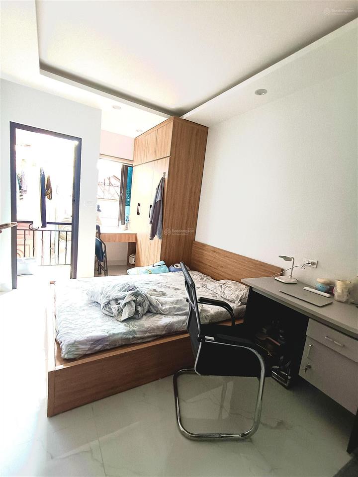 Toà chdv đường láng, 74m2*8t*5.5m mặt tiền*20pkk. mặt ngõ thông, ôtô đỗ cửa, 35m ra phố. pccc chuẩn