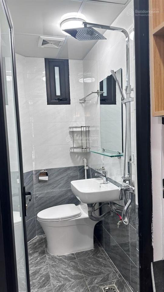 Thầu 100tr/th. toà chdv pháo đài láng, 23pkk*8t*thang máy, 2 thoáng trước sau, 15m ra ôtô