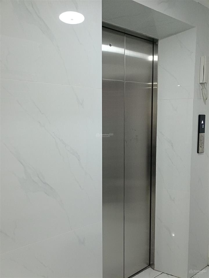 Bán toà chdv hoàng hoa thám 70.1m2 7 tầng12 căn hộ kk, xây mới. ngõ ôtô, thông đội cấn. pccc chuẩn