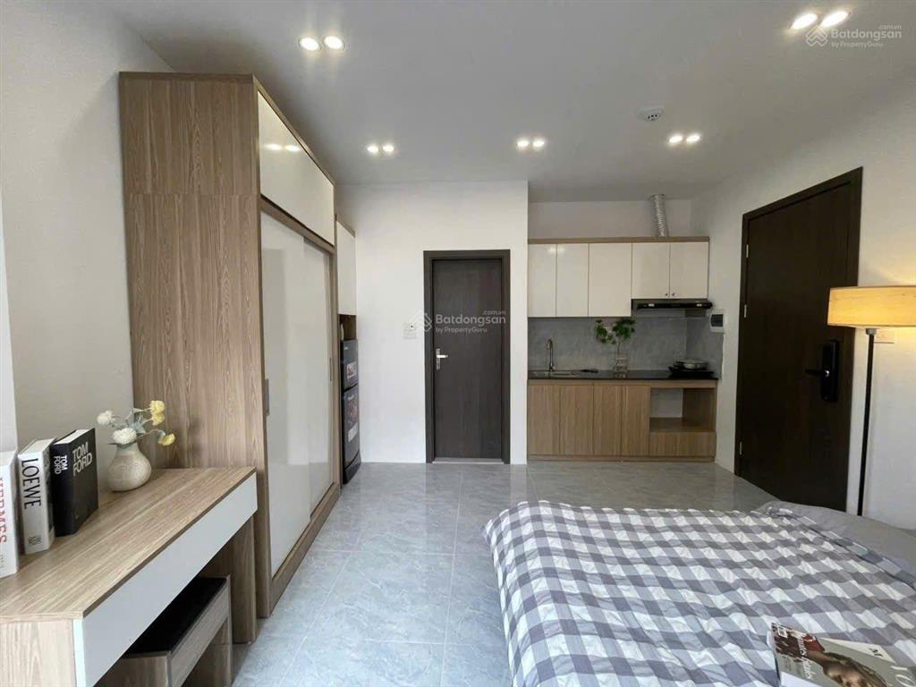 Bán toà chdv hoàng hoa thám 70.1m2 7 tầng12 căn hộ kk, xây mới. ngõ ôtô, thông đội cấn. pccc chuẩn