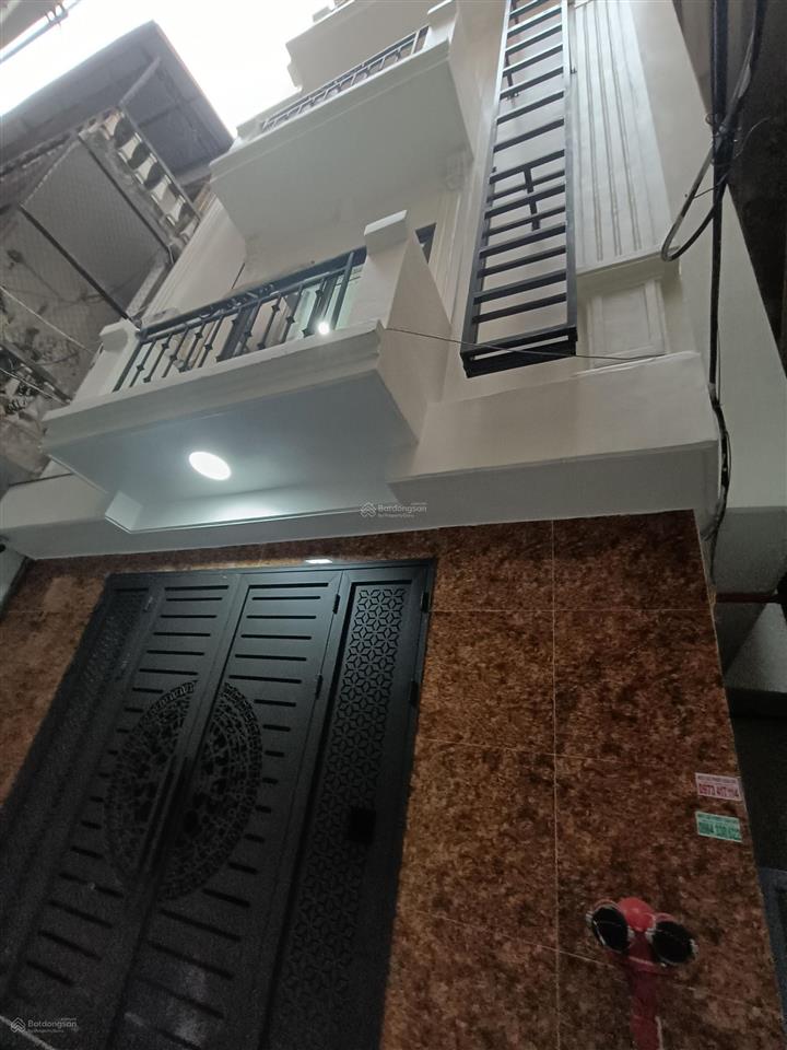 Bán toà chdv hoàng hoa thám 70.1m2 7 tầng12 căn hộ kk, xây mới. ngõ ôtô, thông đội cấn. pccc chuẩn