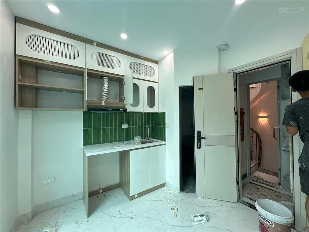 Tòa chdv gần ngã tư sở, 77m²*7t*16 pkk 2 thoáng, xây mới tinh full nội thất, gpxd, pccc đạt chuẩn