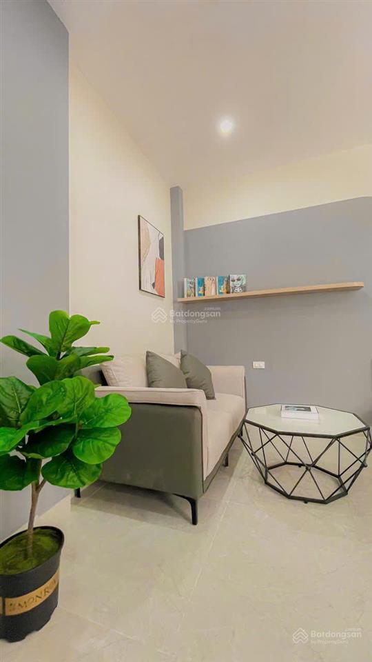 Hàng xóm đh bách khoa. tòa chdv xã đàn 67 m2*8t*19 pkk,tòa xây mới,1 nhà ra phố,2 thoáng pccc chuẩn