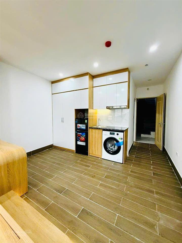 Mặt ngõ thịnh quang, 104m2*7t*22pkk, thang máy, 35m ra ô tô, dt ~1.4 tỷ/năm, pccc, gpxd