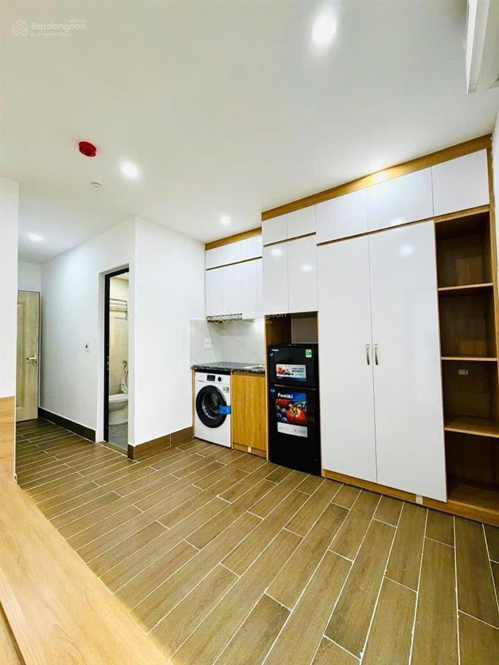 Mặt ngõ thịnh quang, 104m2*7t*22pkk, thang máy, 35m ra ô tô, dt ~1.4 tỷ/năm, pccc, gpxd