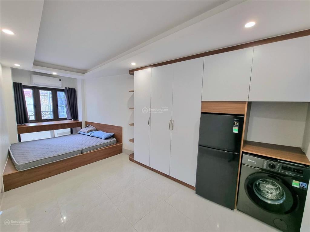 Toà chdv ngọc khánh, 63m²*7t thang máy, 19 căn studio kk, ngõ thông, 20m ra phố, gần đh rmit.