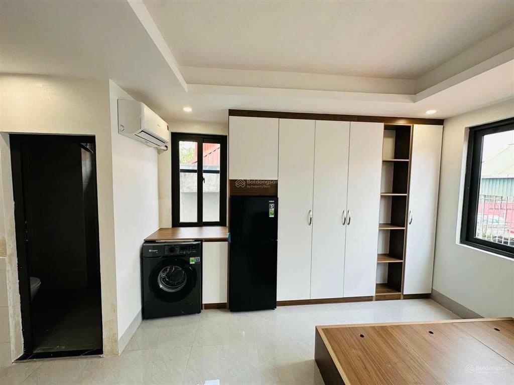 Toà chdv ngọc khánh, 63m²*7t thang máy, 19 căn studio kk, ngõ thông, 20m ra phố, gần đh rmit.