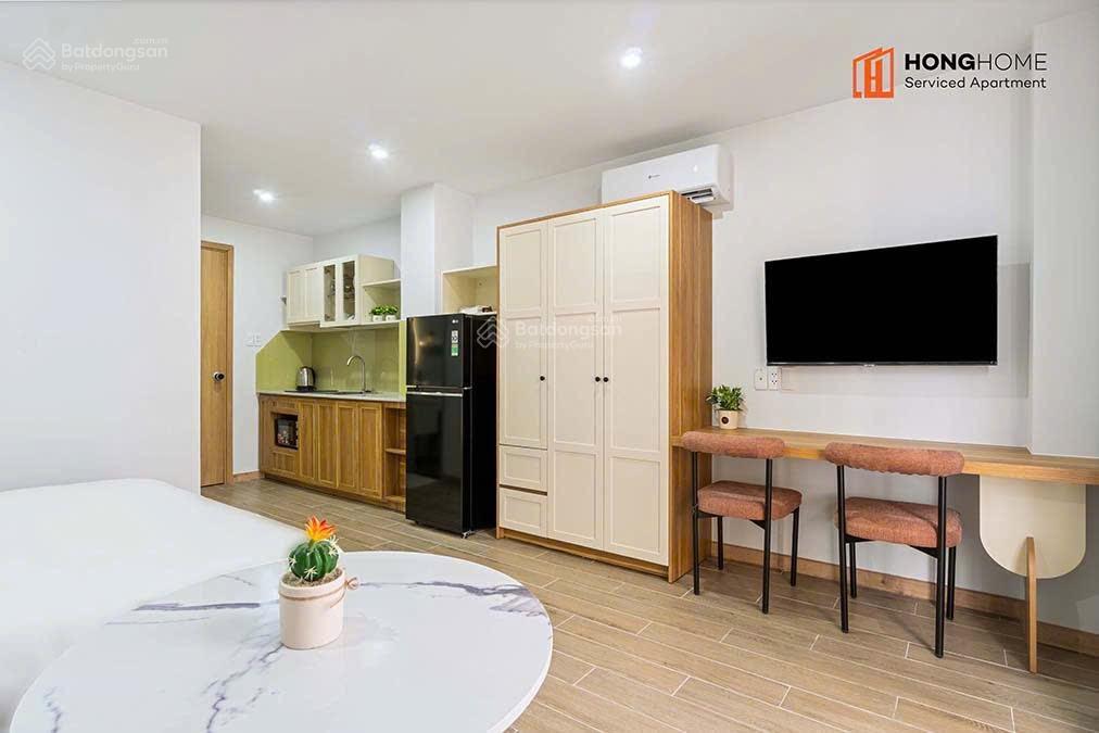 Cho thuê căn hộ studio ban công mới 100% ngay cộng hoà