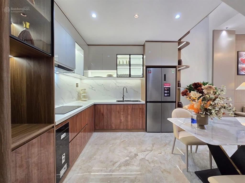 Rẻ nhất khương trung, kd, gần phố, không qh, nhà dân xây, trước nhà sh quay tròn, sổ cc, dt 40m2*5t