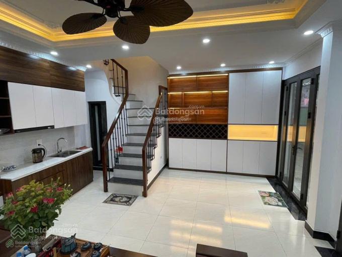 Hoa hậu bùi xương trạch, 2 thoáng, kd, ngõ thông, gần phố, sổ cc, không qh, dt 40m2*5t