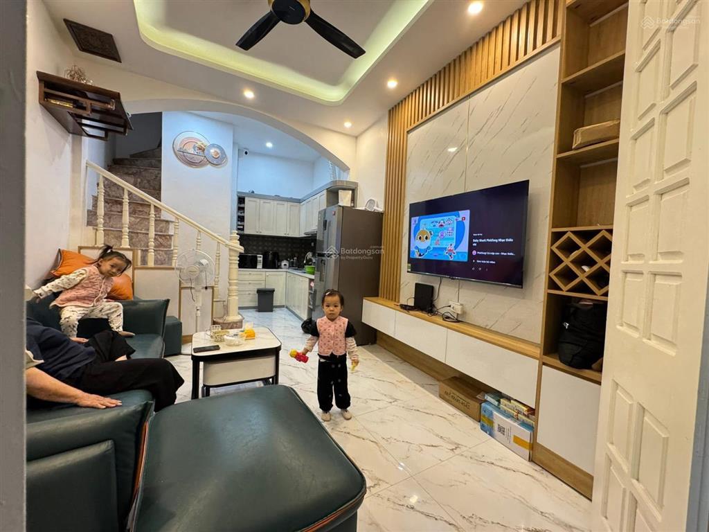 Nhà thật khương đình,2 thoáng, kd, 50m ra ôtô tránh, nhà dân xây, full nội thất, sổ cc, 43m2*5t