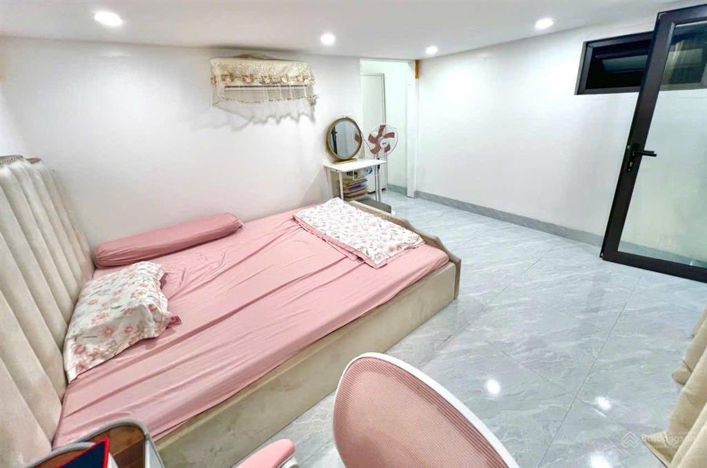 Hạ chào ! vũ tông phan, ngõ nông, nhà dân xây, gần phố, 50m ra ôtô, không qh, sổ cc, dt 34m2*5t