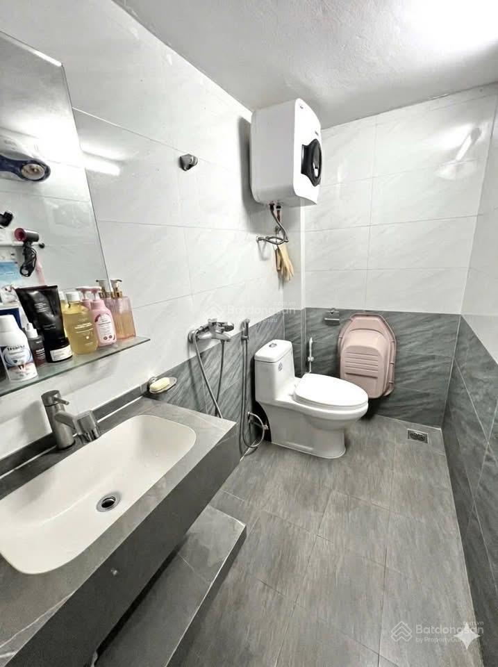 Hạ chào ! vũ tông phan, ngõ nông, nhà dân xây, gần phố, 50m ra ôtô, không qh, sổ cc, dt 34m2*5t