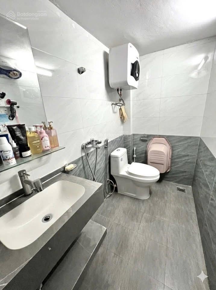 Bán nhà định công thượng, lô góc, gần ôtô , kd, không qh, gần phố, sổ cc, full nội thất, dt 35m2*5t